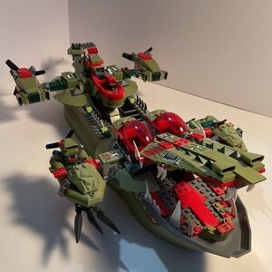 Lego 70006 Chima Cragger’s Command Ship, all minifigures, both instruction books